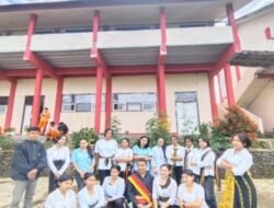 Kolaboratif Seni Tari Antar Mahasiswa dan Siswa SMK ST. Mathilda dalam Melaksanakan PKM